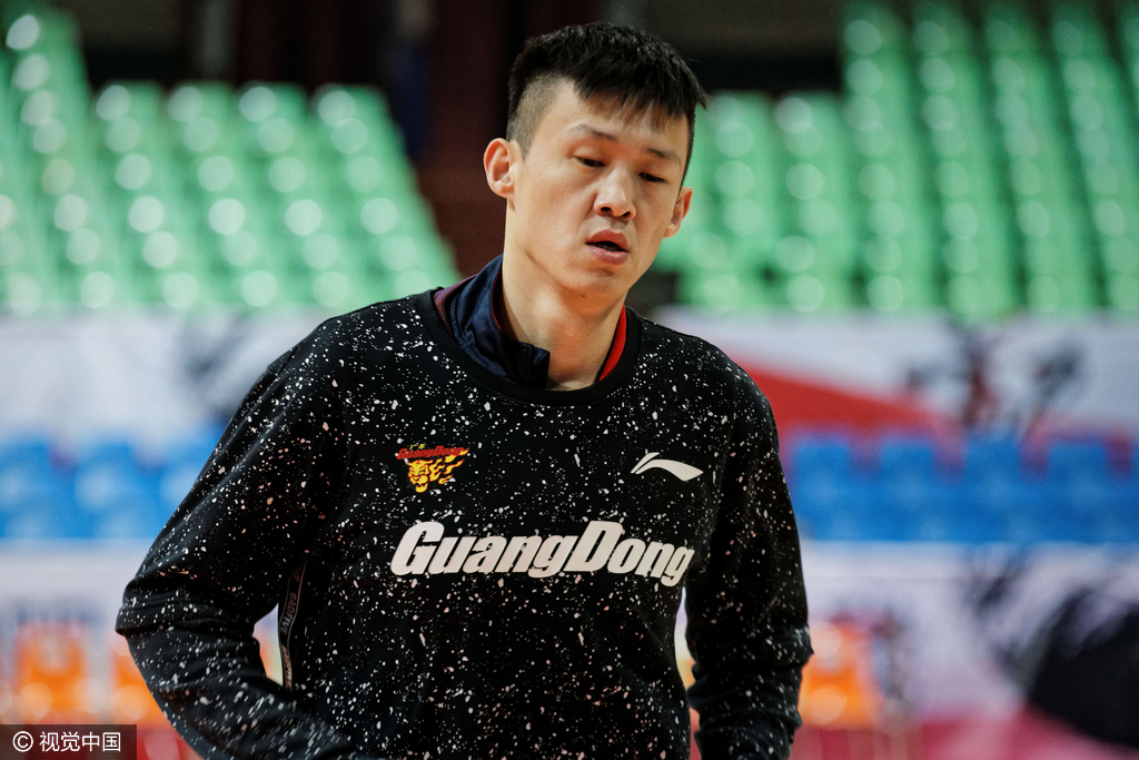 包含训练课后广东宏远调整名单以备欧冠，队长鼓劲环节打磨，细节曝光，数据层面出现新趋势的词条
