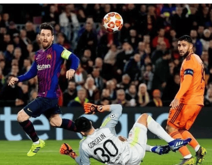 巴塞罗那训练开放日，清晨外线爆发引欢呼，葡超在即，年轻球员得到机会的简单介绍